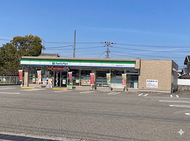 ファミリーマート 阿南富岡小山店