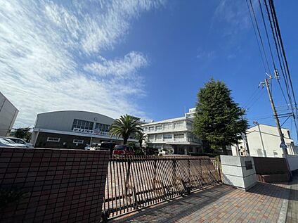 高松市立国分寺中学校 1700m(徒歩22分)