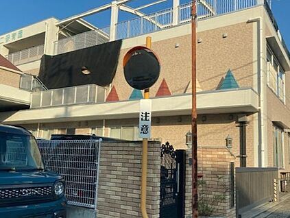 らく楽第二保育園 徒歩414m