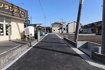 ブルーミングガーデン 宇都宮市中戸祭1丁目5棟 外観