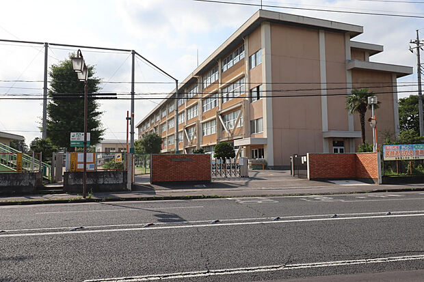 豊郷南小学校(約1,175m)