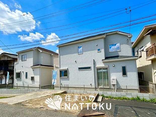 現地写真（街並み）
全５邸
駐車２台可能