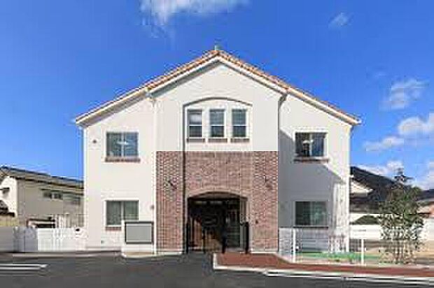 白鳥南保育園(約390m)