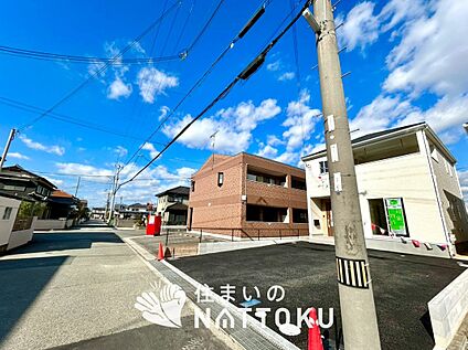 現地写真（前道含む外観）