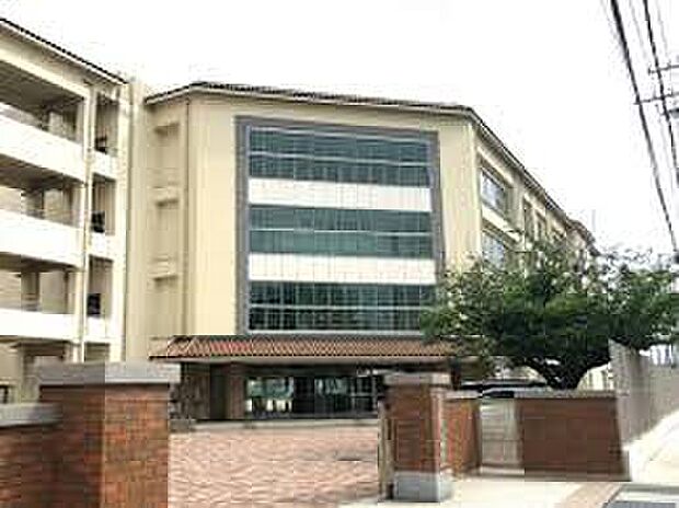 明石市立二見中学校（約620m）