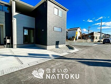 現地写真（前道含む外観）