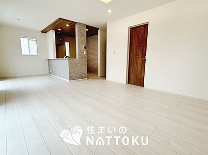 現地写真(リビング)