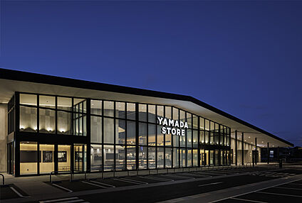 ヤマダストアー新青山店 190ｍ(徒歩3分)