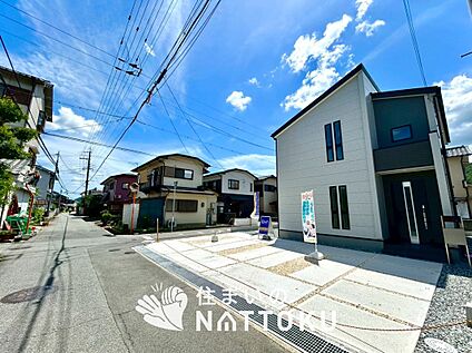 現地写真（前道含む外観）