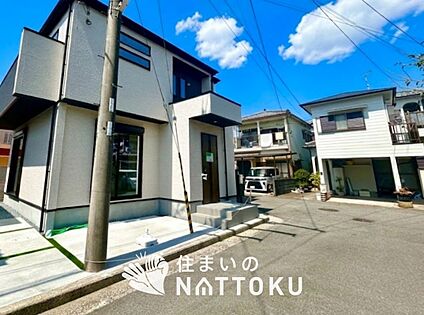 現地写真（前道含む外観）