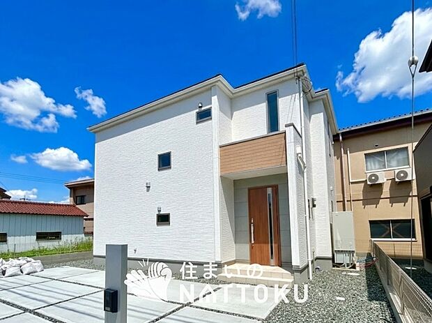 【現地写真(外観)【4号地】】健康被害に配慮したもっとも安全性の高い建材を採用し、シックハウス対策をしております。