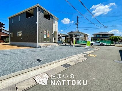 現地写真（前道含む外観）
