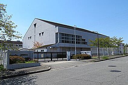 三田市立ゆりのき台中学校 1600ｍ(徒歩20分)