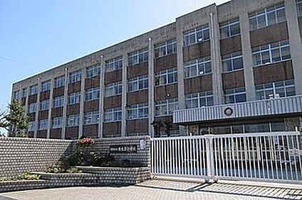 姫路市立南大津小学校 890ｍ(徒歩12分)