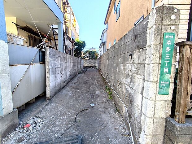 【現地写真】18帖超の広々LDK!ゆとりの4LDK住宅です