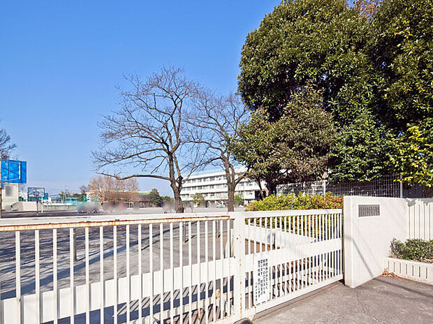 府中市立小柳小学校(約1,120m)