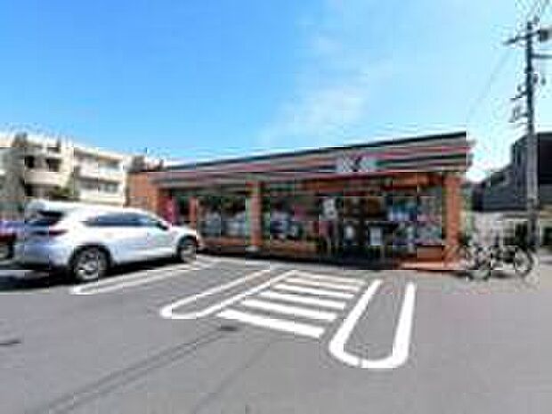 セブンイレブン多摩明神橋通り店