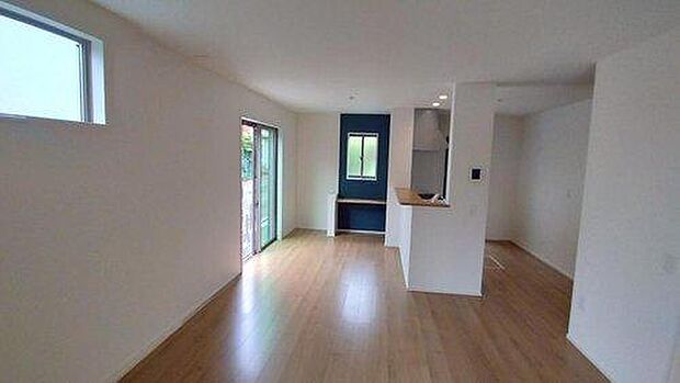 【居間・リビング】現地(2025年5月)撮影