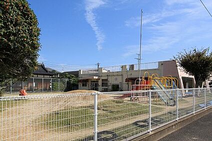 貫保育所 徒歩384m