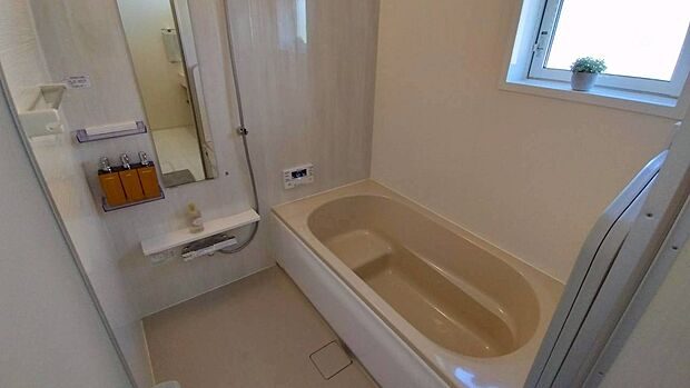 【浴室】画像は、同仕様物件の設備・仕様写真です。実際とは異なる場合があります。