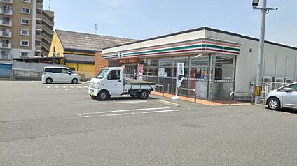 セブンイレブン 八幡野面店 徒歩343m