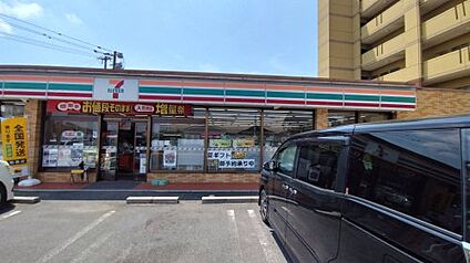 セブンイレブン 八幡木屋瀬店 徒歩465m