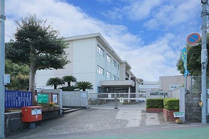 北九州市立槻田小学校 徒歩602m