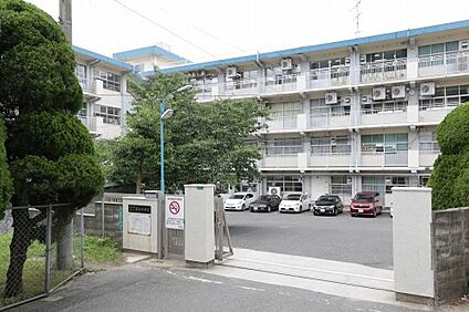 北九州市立霧丘中学校 徒歩336m