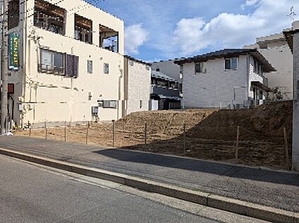 建築前の現地