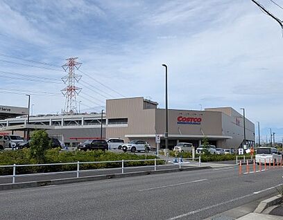 コストコホールセール 守山倉庫店 徒歩1100m