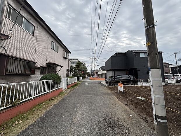 【前面道路含む現地写真】■2025年11月撮影