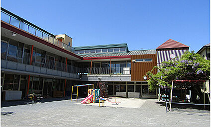 宝樹院幼稚園 290ｍ