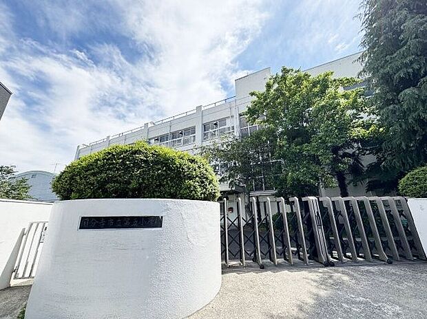 第五小学校（約400m）