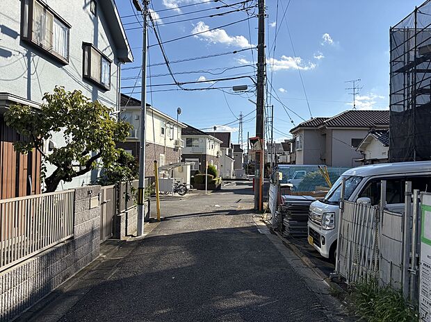 【前面道路含む現地写真】現地（2026年9月）撮影
