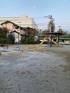 西府緑地 240ｍ