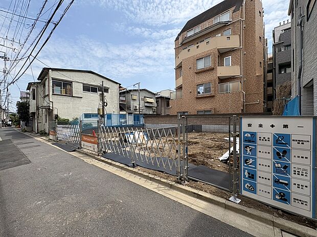 【前面道路含む現地写真】現地(2026年8月)撮影
■北側幅員約4.0m私道に接面