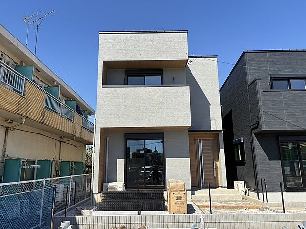 【現地外観(C号棟)】現地(2026年9月)撮影