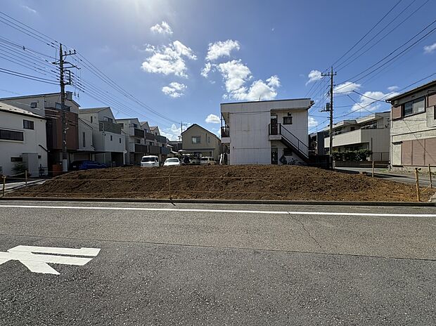 【前面道路含む現地写真】現地（2026年8月）撮影