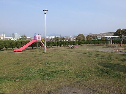 御幸中公園 120ｍ