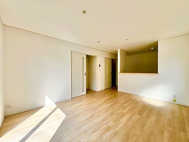 【３ＬＤＫ】
暮らしやすい間取りです！子供部屋や趣味のお部屋も作れますね！