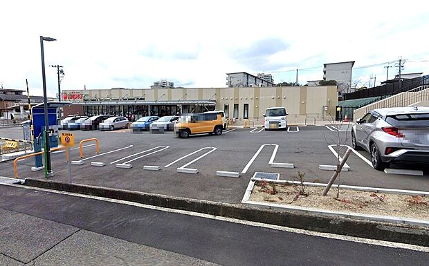 スーパーマーケットKINSHO槇塚台店