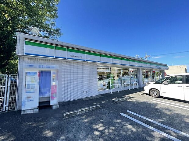 ファミリーマート泉北晴美台二丁店