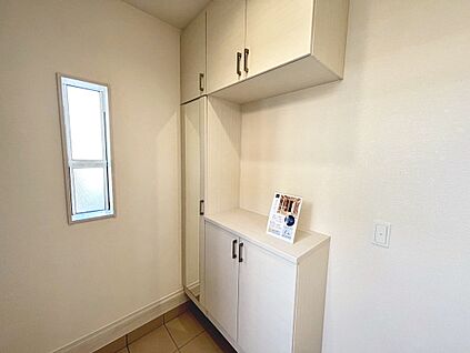 シューズボックス