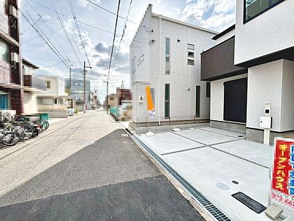 前面道路を含む現地写真