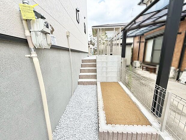 【その他現地写真】土地約56.77坪!花壇スペースもありますよ!趣味の幅も広がりますね♪