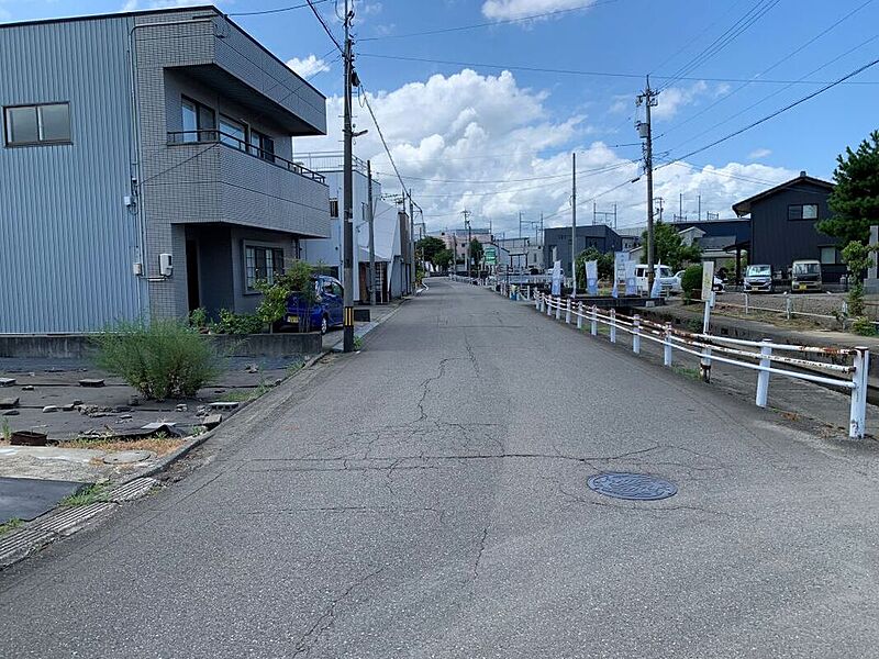 【現地写真】前面道路幅は6ｍございます！