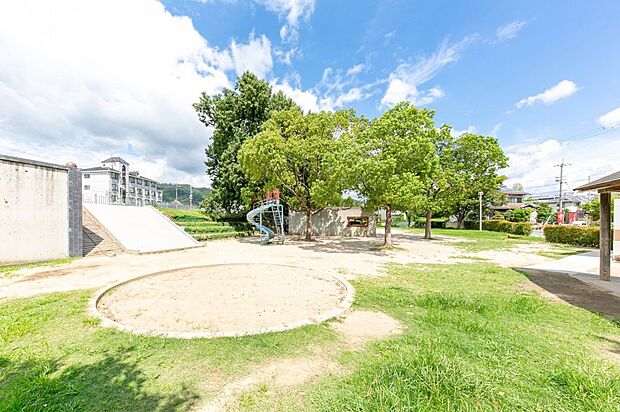 当対池公園（約480m）