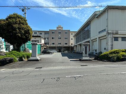 富士宮市立富士宮第三中学校 約1300ｍ～1380ｍ(徒歩約17分～18分)