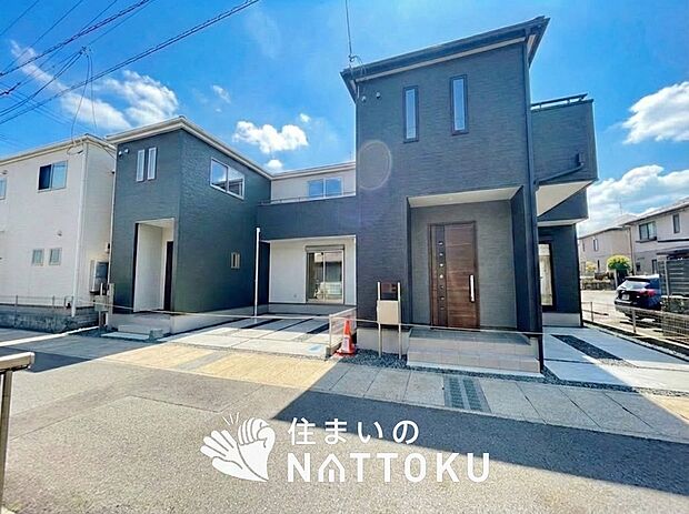 現地写真(街並み)
全3邸
駐車2台可能