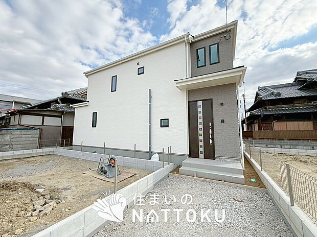 現地写真（街並み）
全９邸
駐車２台可能
